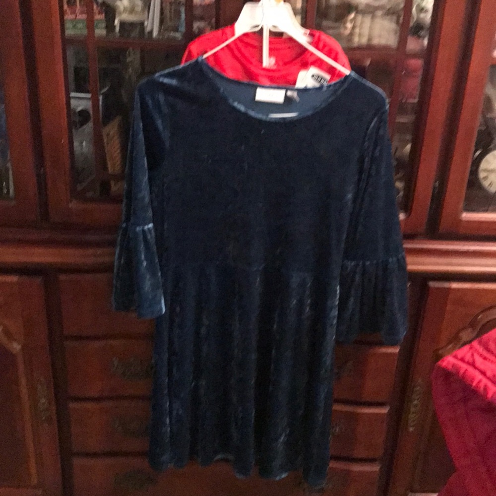 Girls dress